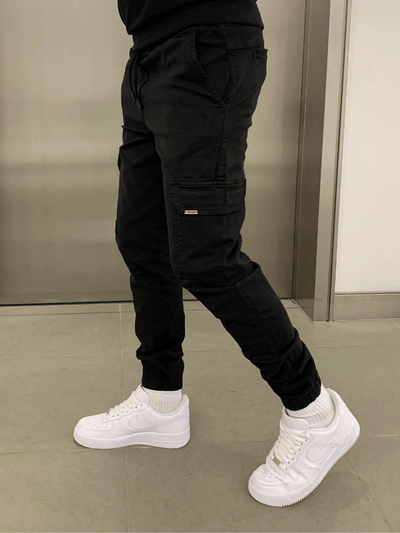 Elvora London™ – James Cargo Jogger Fit