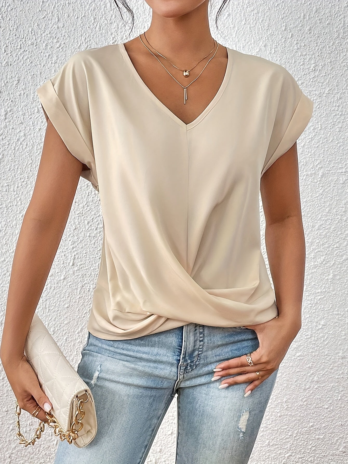 Elvora London™ – Liora Twist Front V-Neck Top