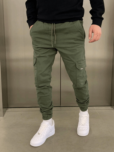 Elvora London™ – James Cargo Jogger Fit