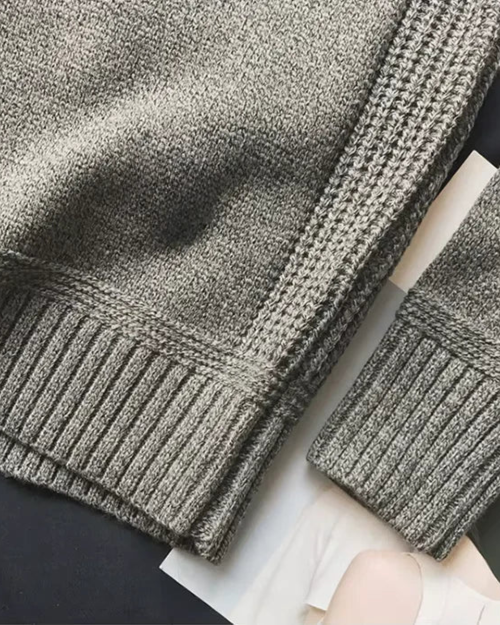 Elvora London™ – Filippo Casual Sweater