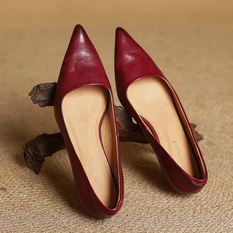 Elvora London™ – Celeste Pointed-Toe Leather Pumps