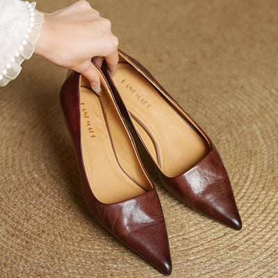 Elvora London™ – Celeste Pointed-Toe Leather Pumps
