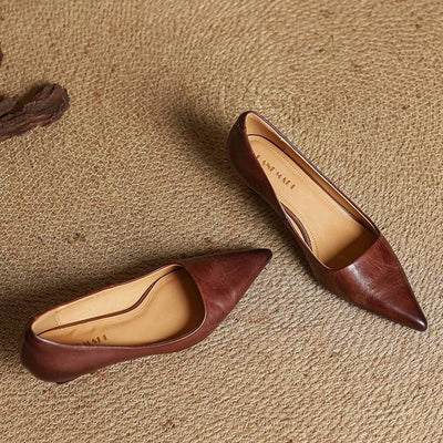 Elvora London™ – Celeste Pointed-Toe Leather Pumps