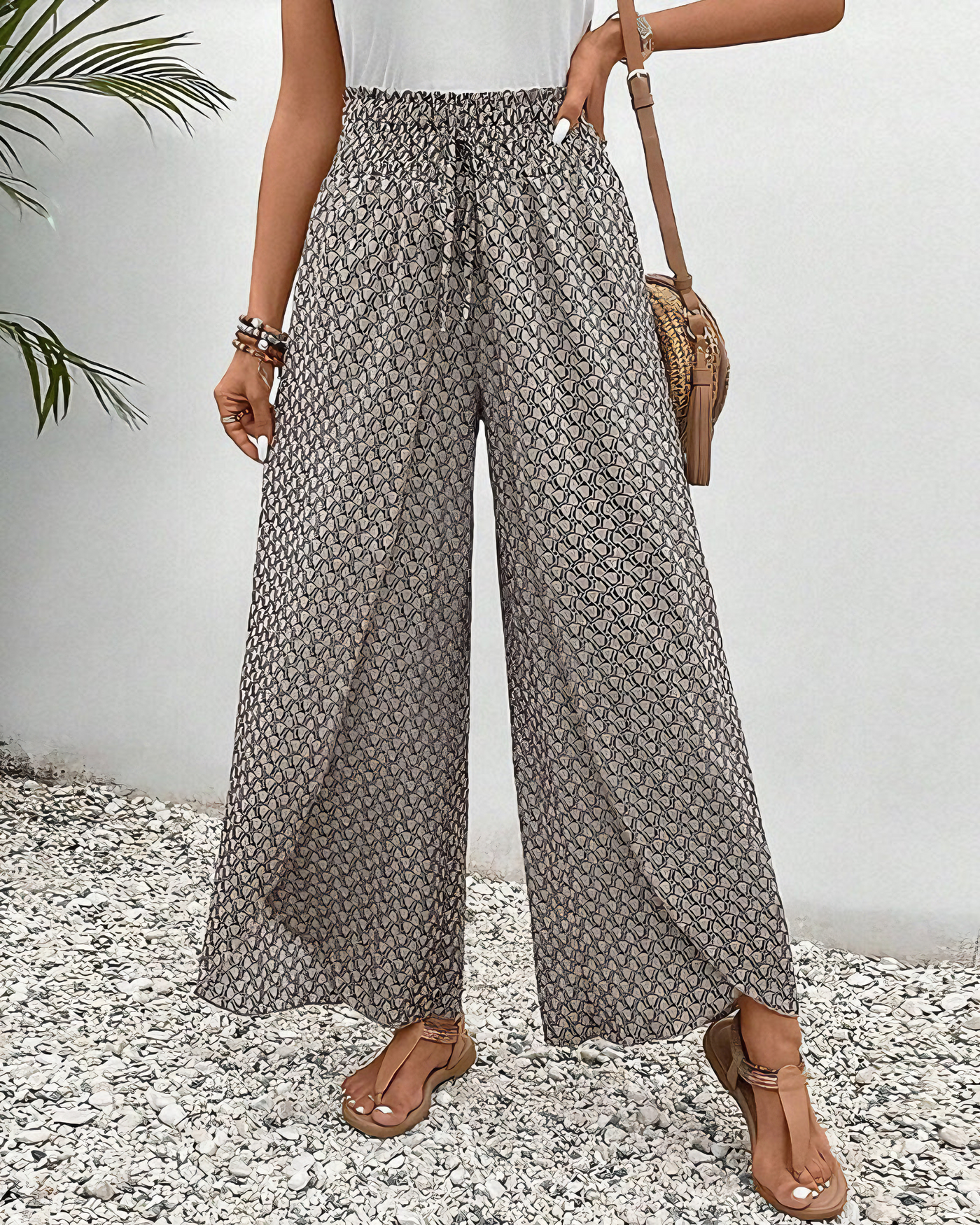 Elvora London™ – Mint Relaxed Wide-Leg Trousers