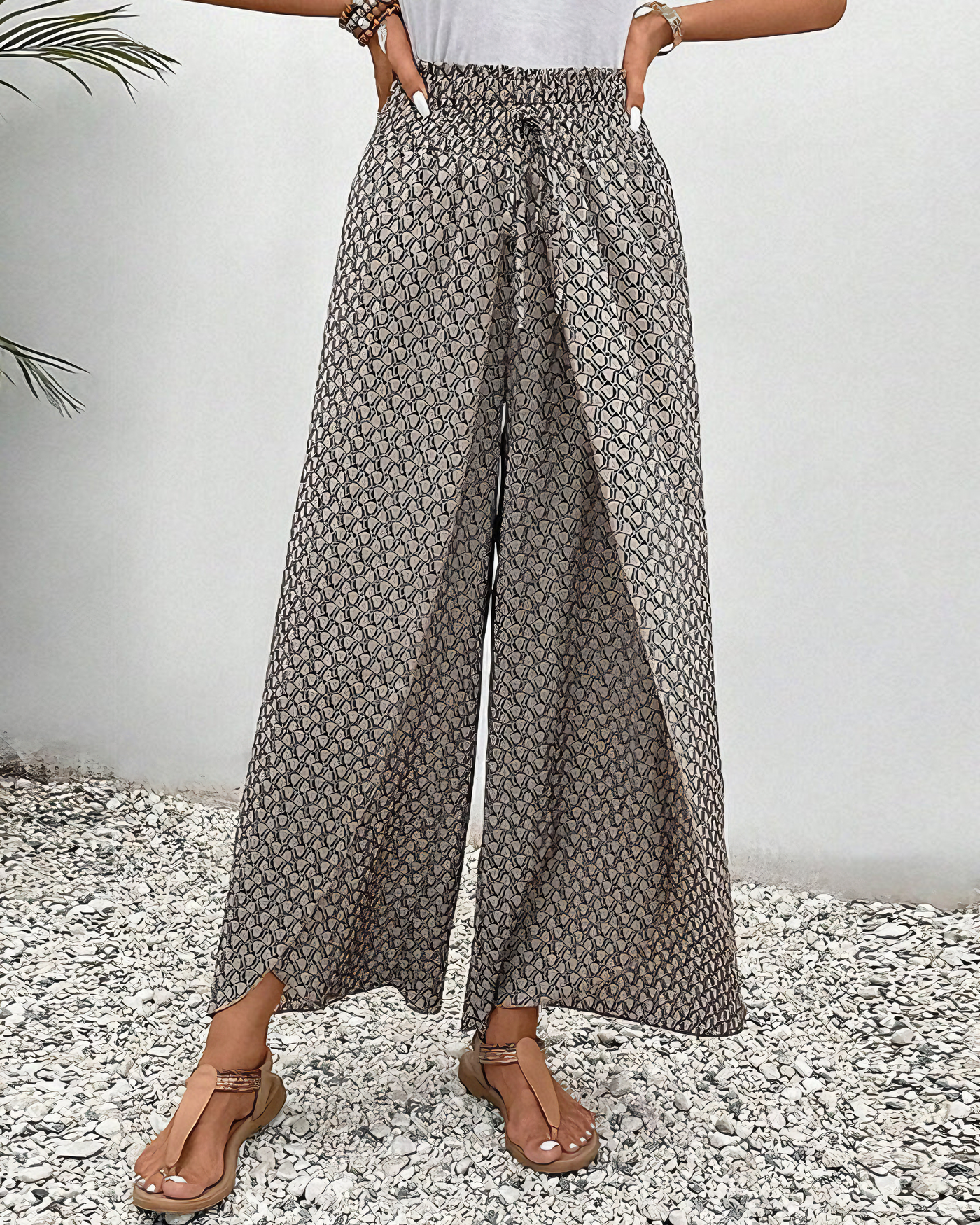 Elvora London™ – Mint Relaxed Wide-Leg Trousers