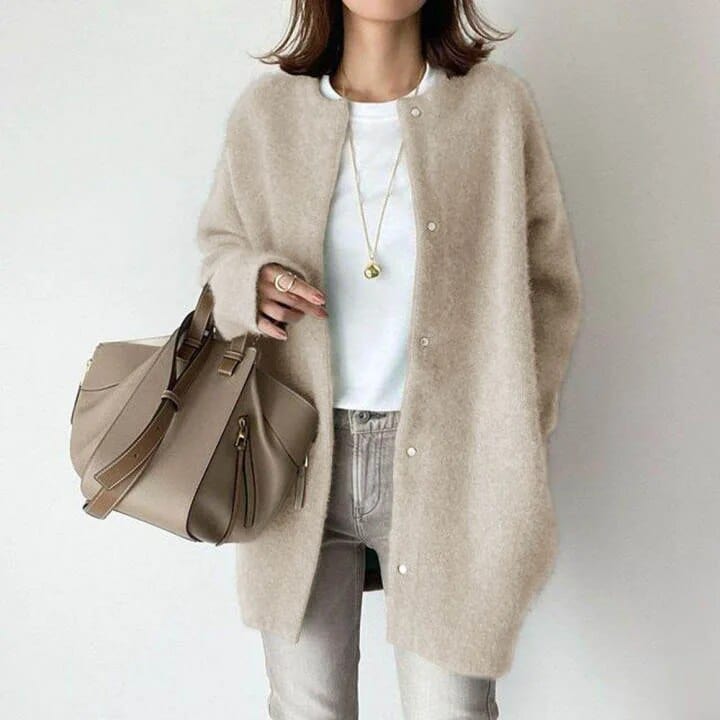 Elvora London™ | Elegant Buttoned Jacket