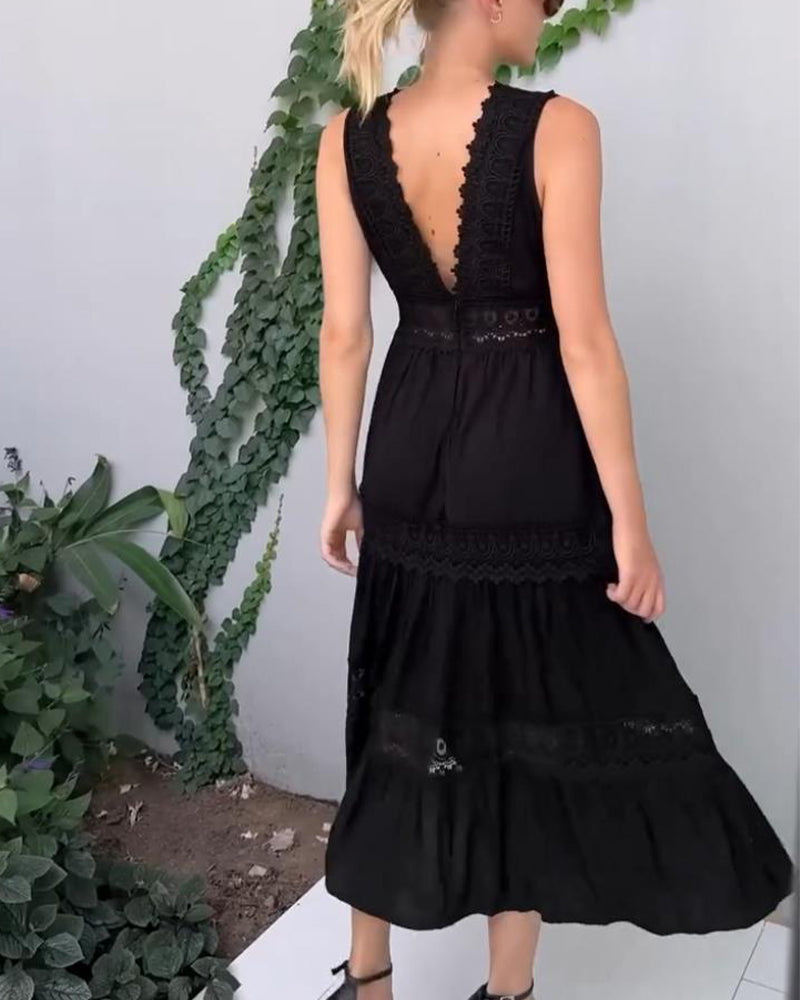 Elvora London™ – Liora Crochet Lace Midi Dress