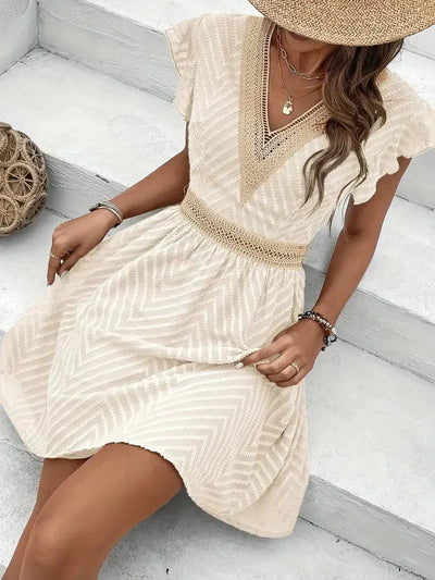 Elvora London™ – Sophia Sleeveless V-Neck Crochet Dress