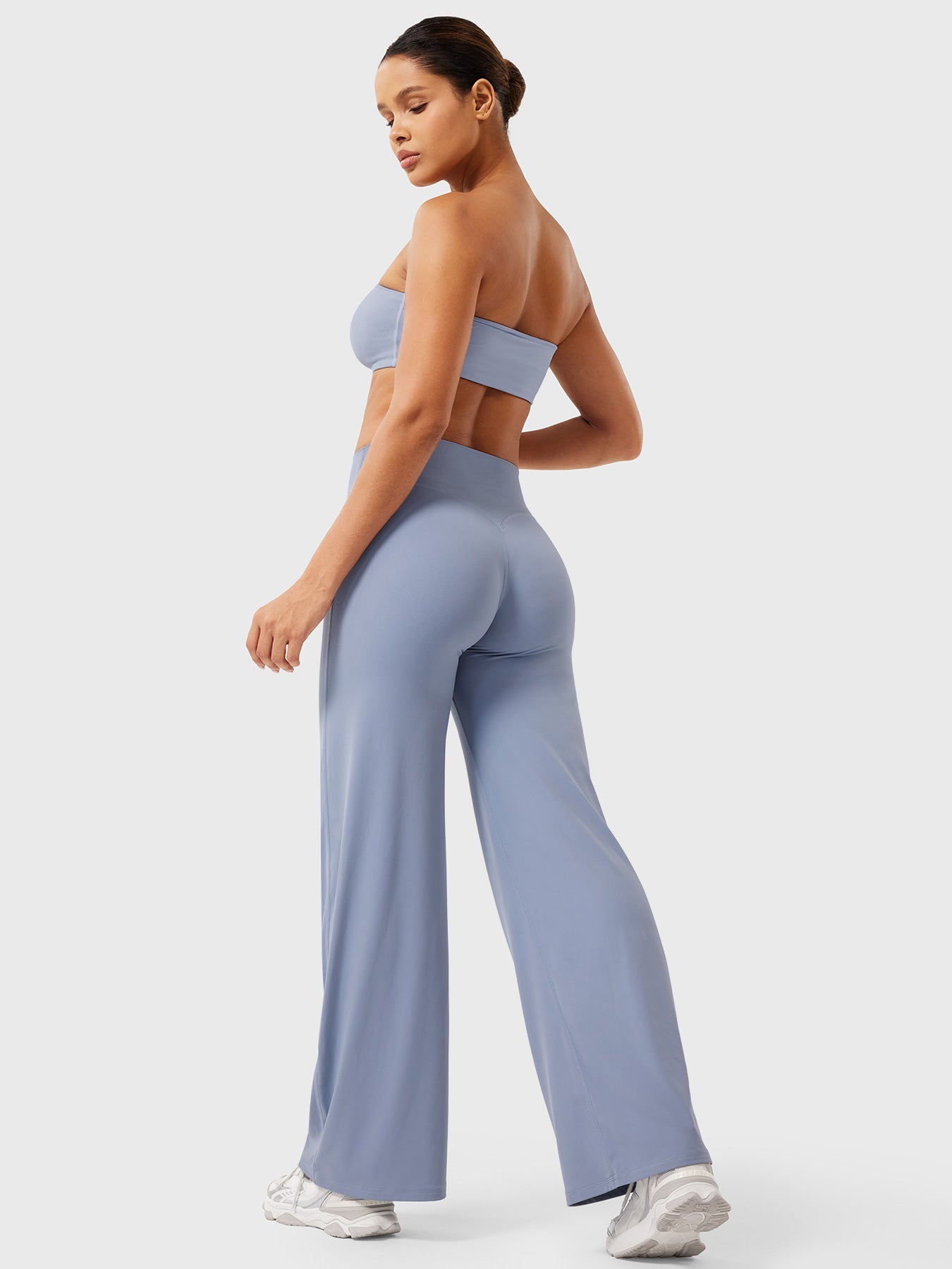 Elvora London™ – Nova Contour Leggings