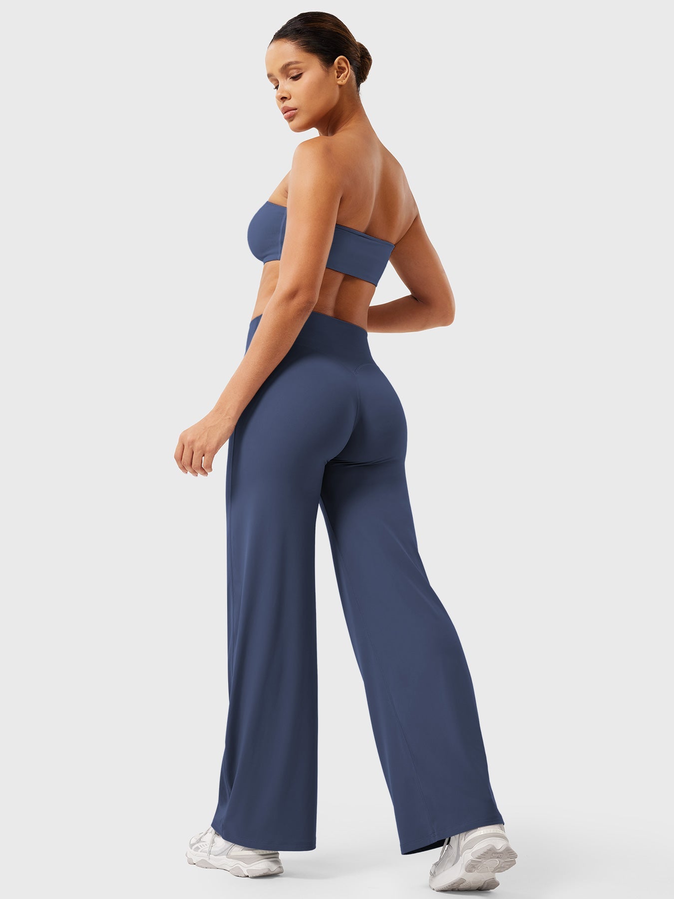 Elvora London™ – Nova Contour Leggings