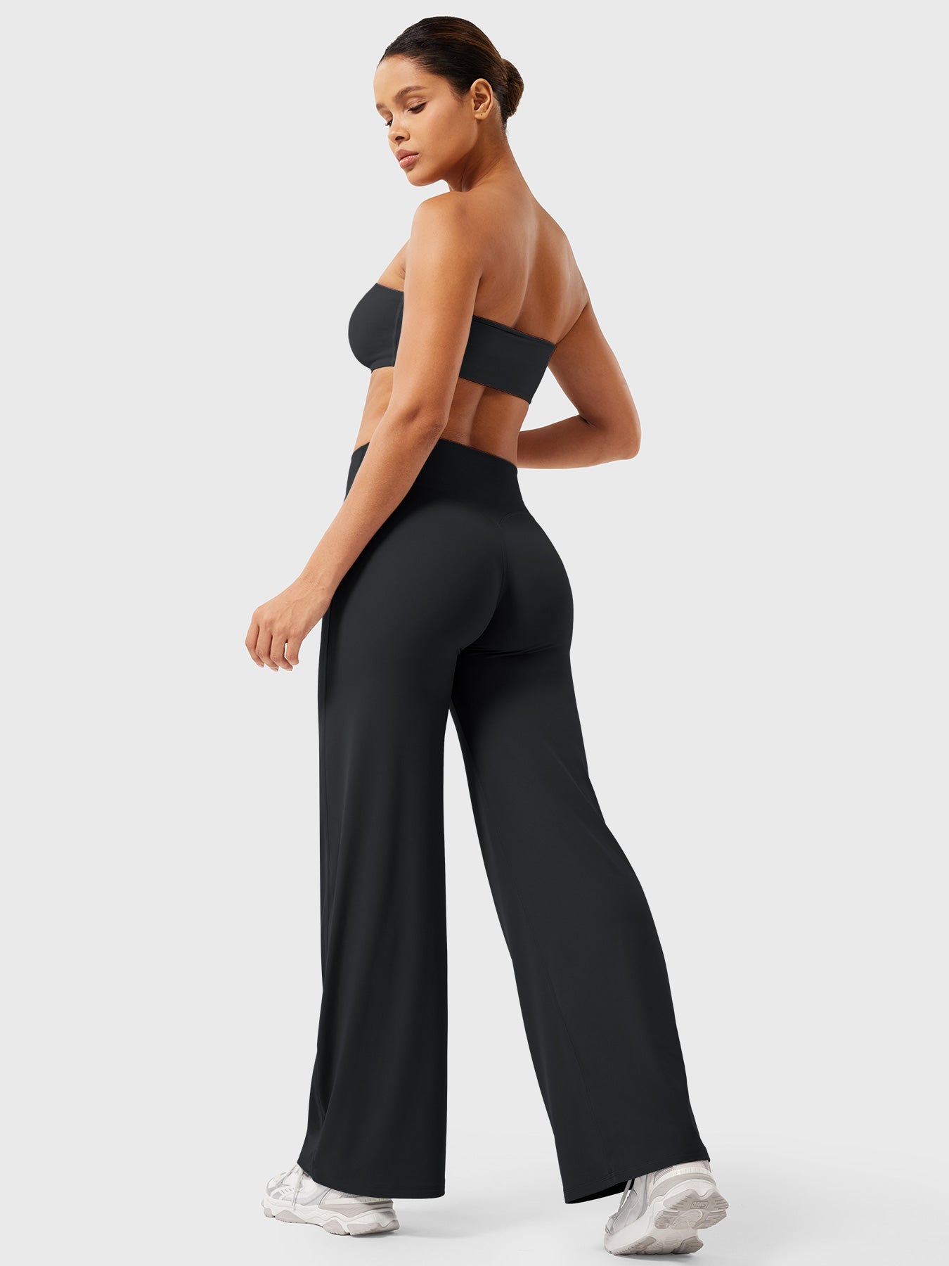 Elvora London™ – Nova Contour Leggings